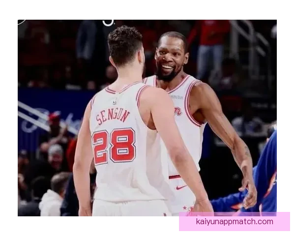 火箭险胜雄鹿升西部第五 杜兰特19分8篮板谢泼德9记三分创新高