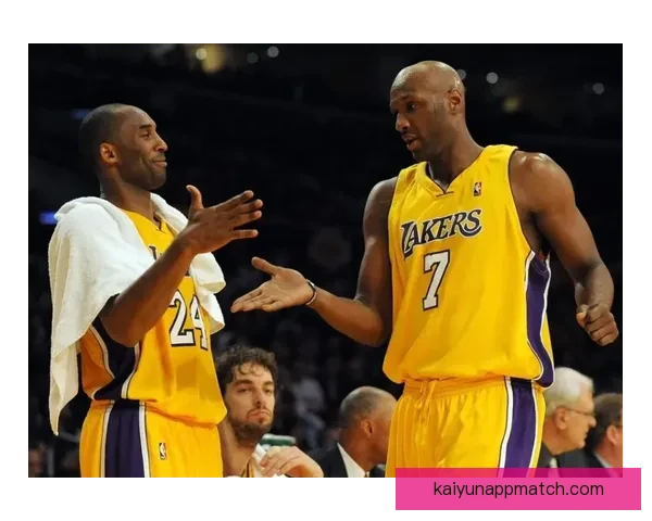 科比为奥多姆昏迷不醒时全力守护亲情与康复过程