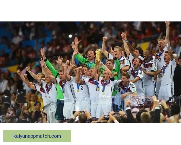 2026世界杯冠军预测：多队角逐 谁将登顶成为世界足球之王